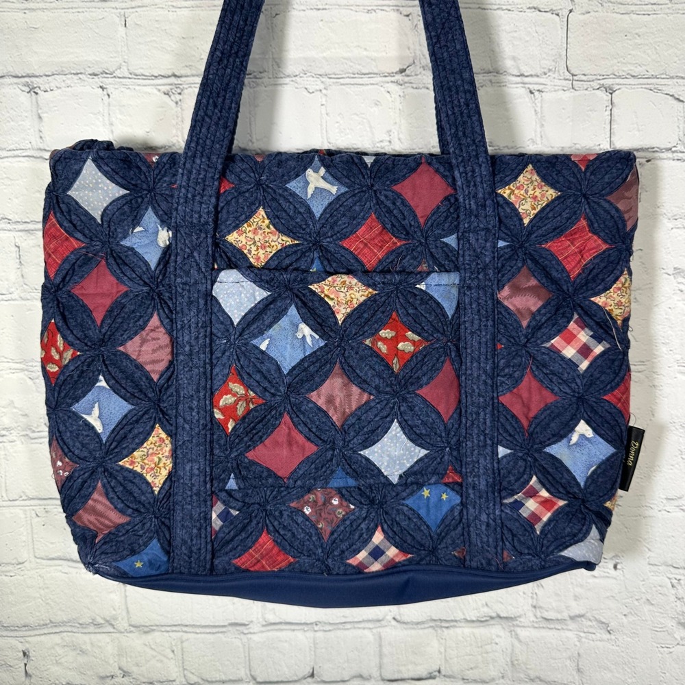 Donna Sharp Quilted Tote Bag Cathedral Window Patchwork Navy Blue Red - Picture 7 of 15